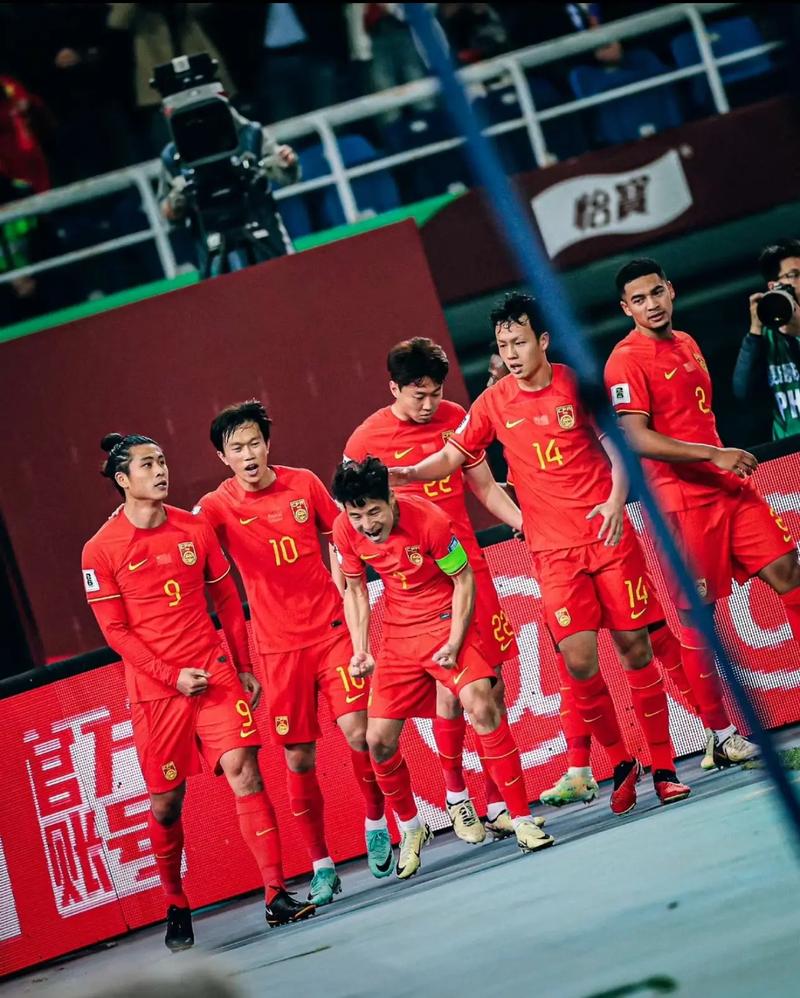 Cách Thắt Khăn Quàng